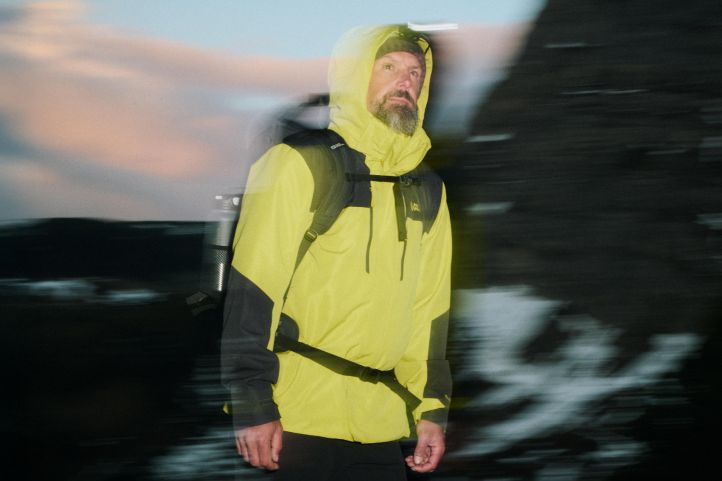 Category image for men’s waterproof jackets